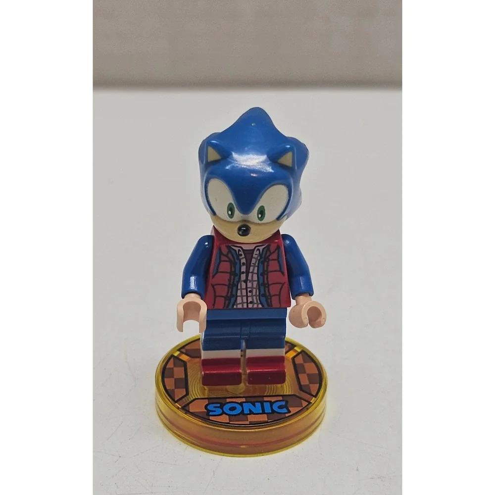 LEGO Dimensions Sonic the Hedgehog Minifigure with Toy Tag Base 71244